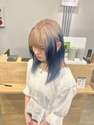 ミディアム SALOWIN柏Suite所属・ブリーチ毛の縮毛矯正 ハイトーン/岡本智樹のヘアスタイル