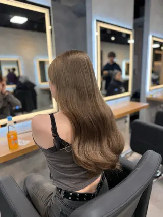 ロング カラー ヘアアレンジ レイヤー×透明感カラ ーHAYATOのヘアスタイル