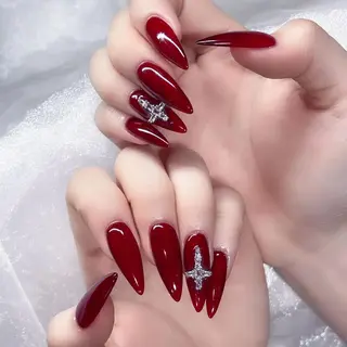 ネイル Queens PUPUのネイルデザイン