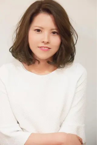 ミディアム カラー Royd's 【府内店】のヘアスタイル