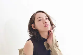 ミディアム カラー 💡レイヤーカット/ グレージュ松本隼人のヘアスタイル