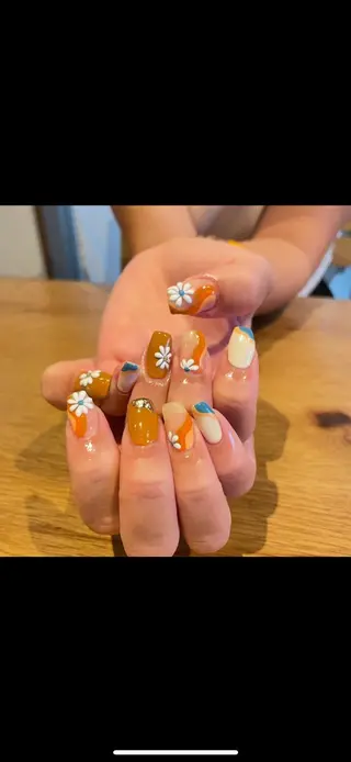 ネイル Emo'snail エモズネイルのネイルデザイン