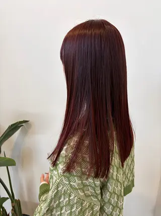 セミロング カラー 大久保 梨音のヘアスタイル