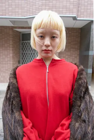 ショート カラー Loom.所属・村上雅人 ナチュラルモードのヘアスタイル