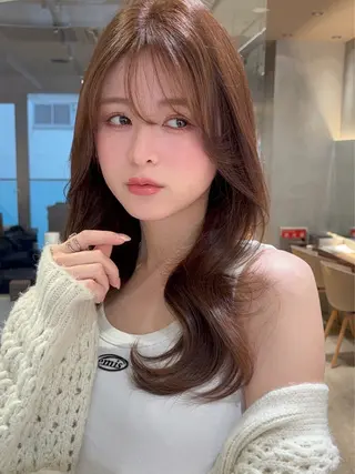 セミロング カラー パーマ 仙台Ｉ韓国レイヤー Ｉ髪質改善Ｉ伊藤拓海のヘアスタイル