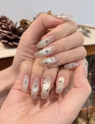 ネイル T. Leeのネイルデザイン