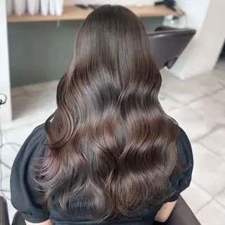 ロング カラー ブリーチなし/レイヤ ー特化🌈Tommyのヘアスタイル