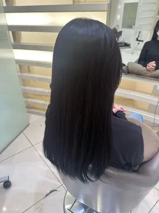 ロング カラー タイトボブ個性派カラ ーAKANEのヘアスタイル