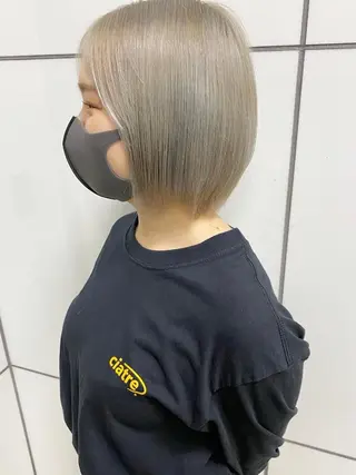 ショート ハイトーン/ベージュ 指名No.1荒木涼太のヘアスタイル