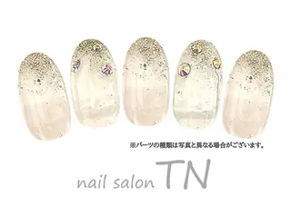 ネイル 中島 実穂のネイルデザイン