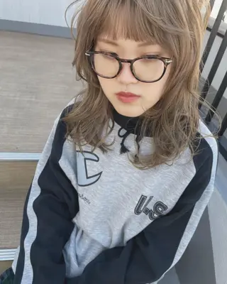 ミディアム カラー パーマ ヘアアレンジ メンズ キッズ ネイル マツエク・マツパ 🫧垢抜けヘア🫧 SHIORIのヘアスタイル