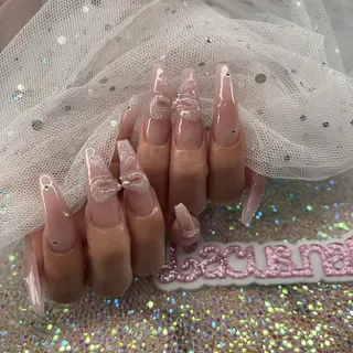 ネイル Nail Salon Lacusのネイルデザイン