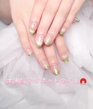 ネイル pink ladyサロン所属・べ にのネイルデザイン