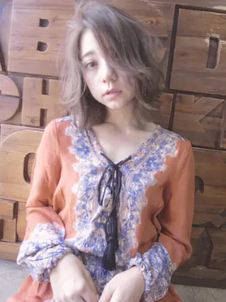 セミロング カラー 北條 優輝のヘアスタイル