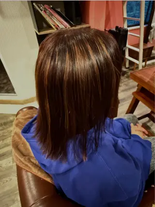 ミディアム カラー 大立 七夏のヘアスタイル