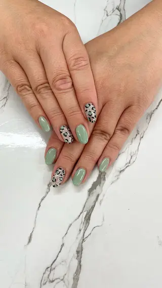 ネイル はあとねいる板橋ときわ台店所属・Nozomi はあとねいるのネイルデザイン