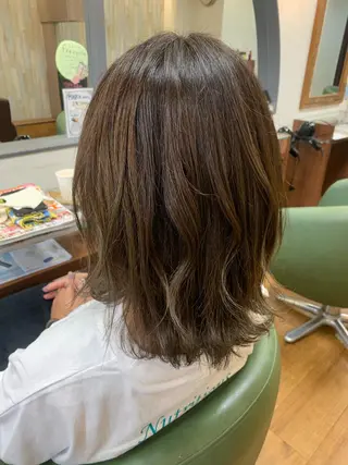 ミディアム march merryのヘアスタイル