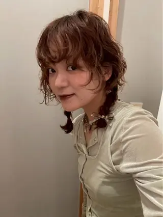 Anna⸝⸝⸝ഒ/ 二ュアンス/艶カラーのヘアスタイル