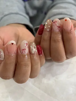 ネイル MARIE NAILS 大阪梅田店所属・藤原 舞衣のネイルデザイン