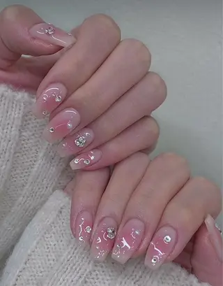 ネイル Roger 舞のネイルデザイン