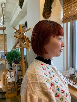 ショート カラー ~洗練ナチュラル~ 🪵 岡田 知佳のヘアスタイル