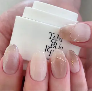 ネイル Odon Beauty  nail  salon所属・VIP TRENDYのネイルデザイン