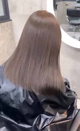 カラー 菊地 万佐久のヘアスタイル