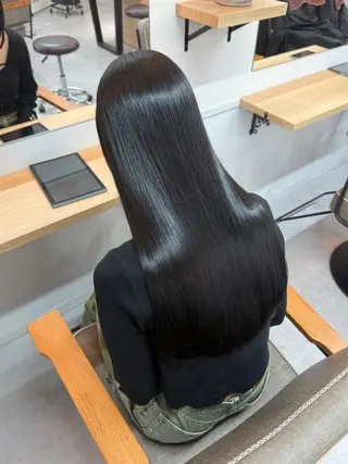 ロング レイヤーパーマ＊ 顔まわり似合わせのヘアスタイル