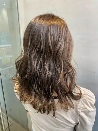 ミディアム カラー brace今里店店長 加井直樹のヘアスタイル