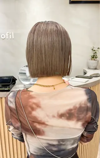 ショート カラー 浦和Lond 山本賢人のヘアスタイル