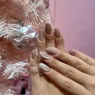 ネイル 𝐴𝑘𝑎𝑟𝑖 🤎のネイルデザイン