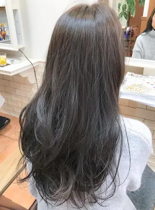 セミロング カラー 髪質改善✨縮毛矯正 美髪担当・大西真奈のヘアスタイル