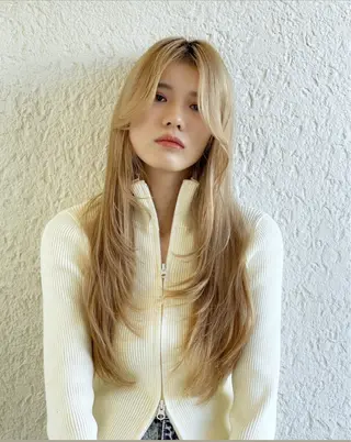 ロング カラー NYNYイオン四條畷 村上 心のヘアスタイル