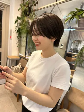 ショート カラー REINA☁️透明感 カラー/ぷつっと♡のヘアスタイル