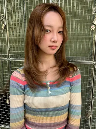 セミロング uta所属・カットモデル募集 トモカのヘアスタイル