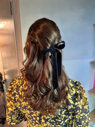 ヘアアレンジ charm《銀座》 ヘアセット/縮毛矯正のヘアスタイル