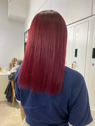 カラー 🎀ボブ＋ハイトーン シュカ👶🏻のヘアスタイル