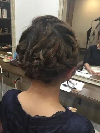 ヘアアレンジ embrace エンブレイスのヘアスタイル