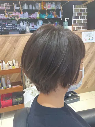 ショート 村上 由紀のヘアスタイル