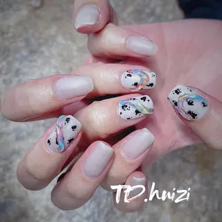 ミディアム めぐみのネイルサロン 惠のネイルデザイン