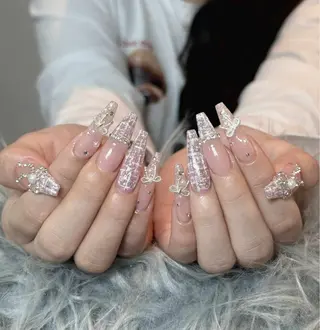 ネイル Julli ジュリのネイルデザイン