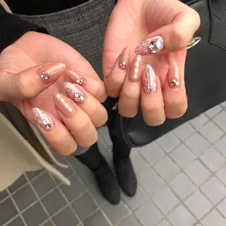 ネイル 河野 弥月のネイルデザイン