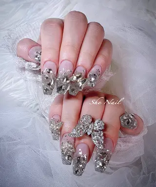 ネイル She   Nail所属・ISA_ BELLAのネイルデザイン