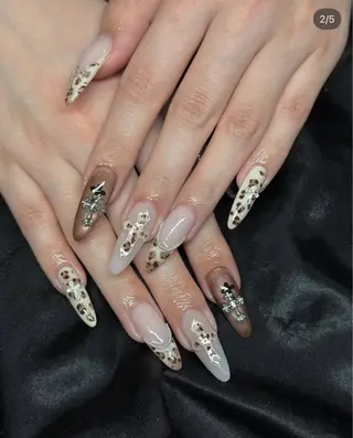 ネイル Hina 池袋 長だしチップ専門店のネイルデザイン