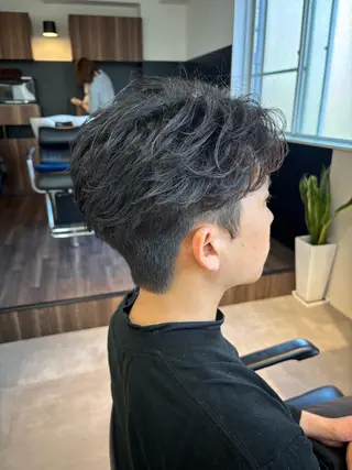 パーマ メンズ フェザーパーマ/韓国 /メンズカット/保立のヘアスタイル