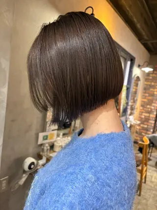 ミディアム カラー ツキノキ ミナのヘアスタイル