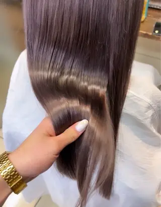 ロング Hinata ♡ Stylistのヘアスタイル