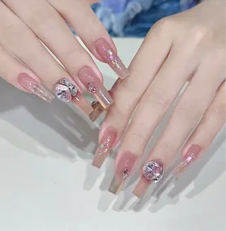 ネイル D-BEAUTY Nailsalonのネイルデザイン