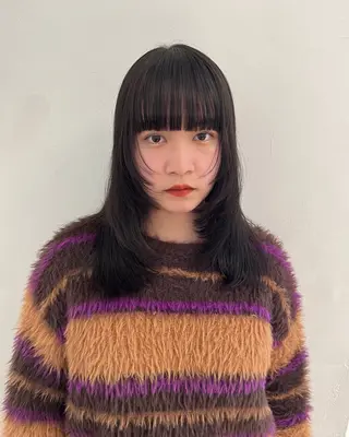 ミディアム カラー オリーブ/縮毛♡ Natsuno🩰のヘアスタイル