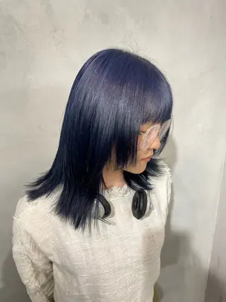 ミディアム 顔周りレイヤー /kokoro🦮のヘアスタイル